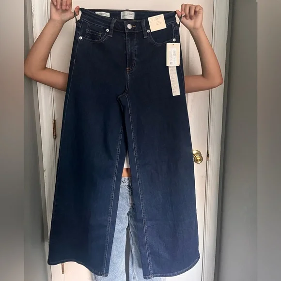 Universal Thread Dark Indigo Flare Jeans - Picture 1 of 16